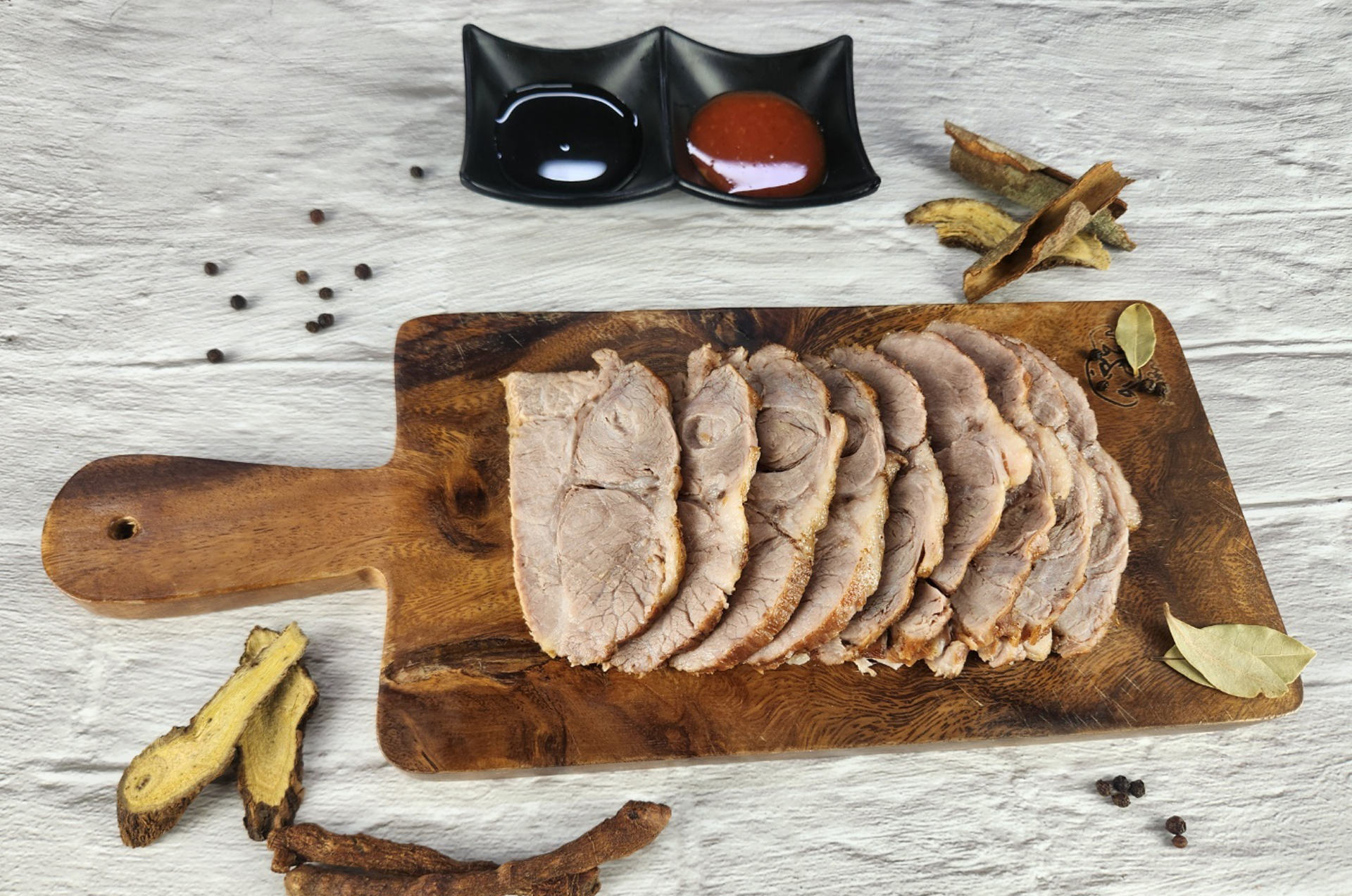 목전지 수육 300g 내외